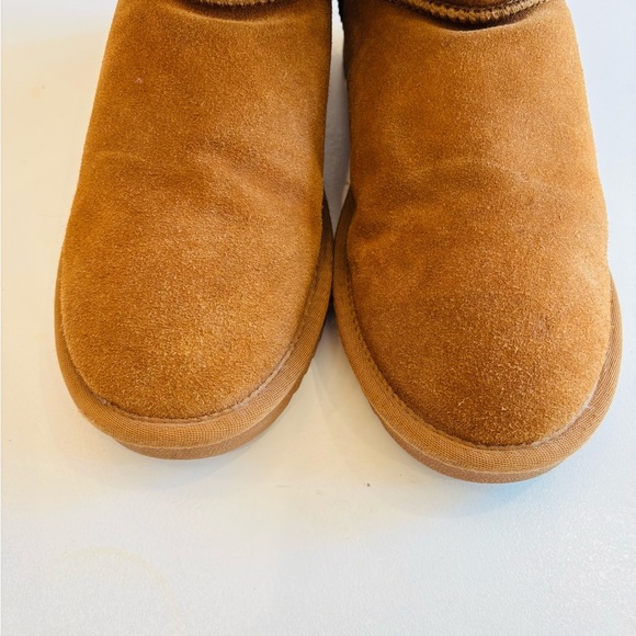 Dream Pairs Suede Women's Tan Winter Boots size 9 mint condition - Picture 3 of 11